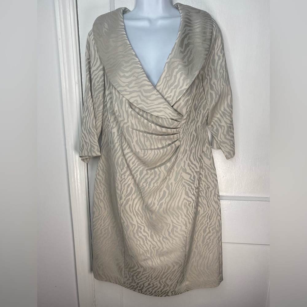 Kay Unger Designer Luxury Silver Cream Zebra Pattern Midi Dress